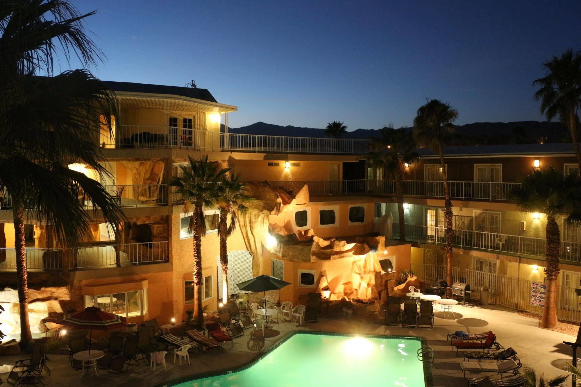 Hyundae Resort And Spa Desert Hot Springs Exterior foto